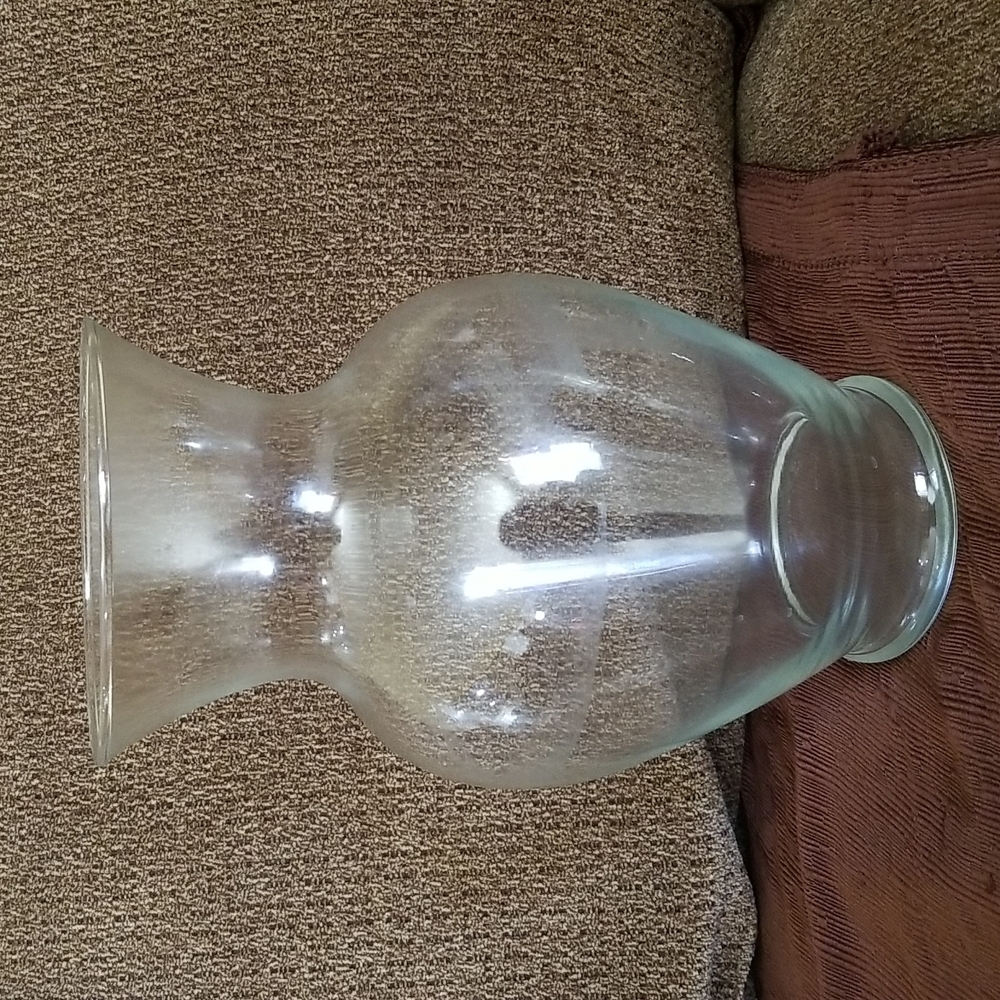 Clear vase